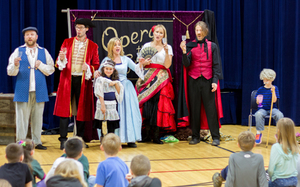 Visiting opera performers teach Yale Elementary students opera with “Opera the Great”